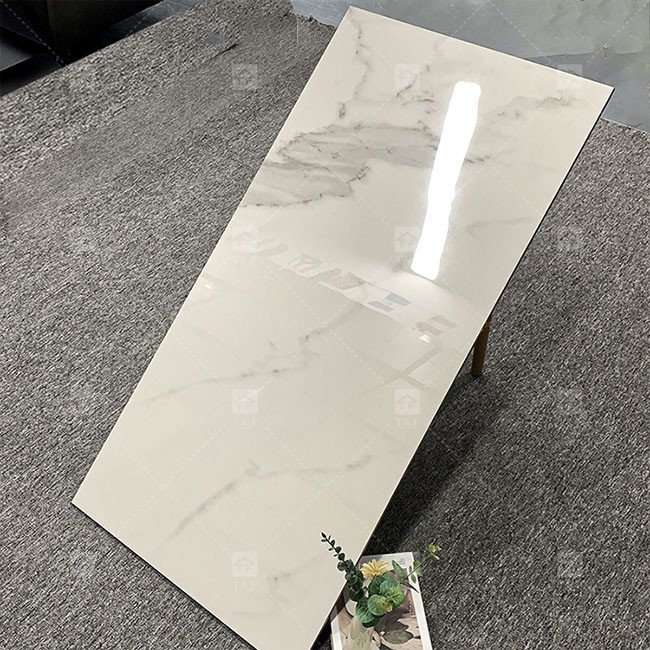 600x1200mm 높은 반짝이는 카라라 하얀 닦은 유리 타일 바닥 대리석 포르셀라인 타일